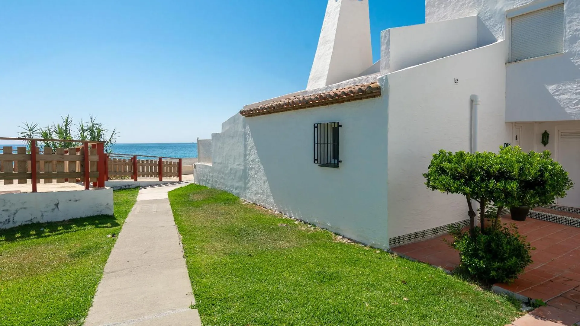 Golden Bay Apartment Estepona Spain