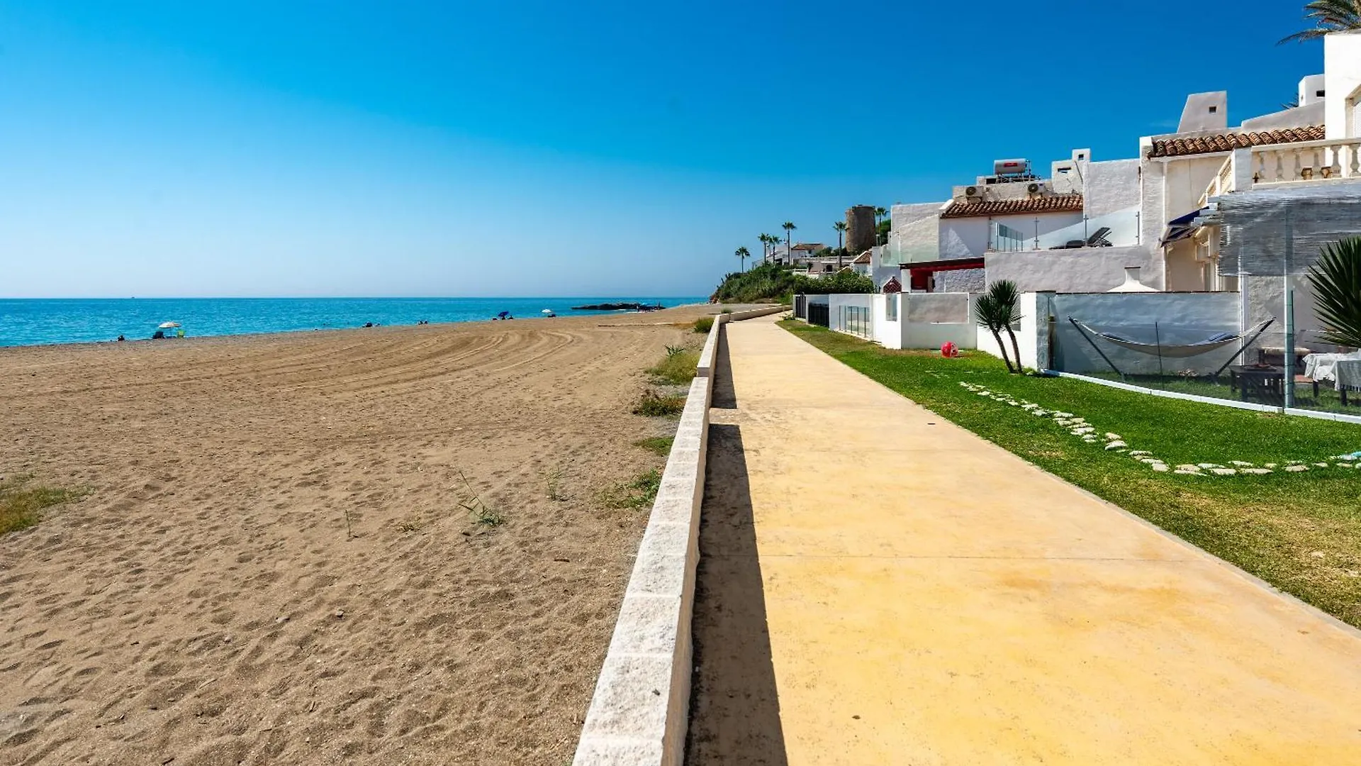 Golden Bay Apartment Estepona